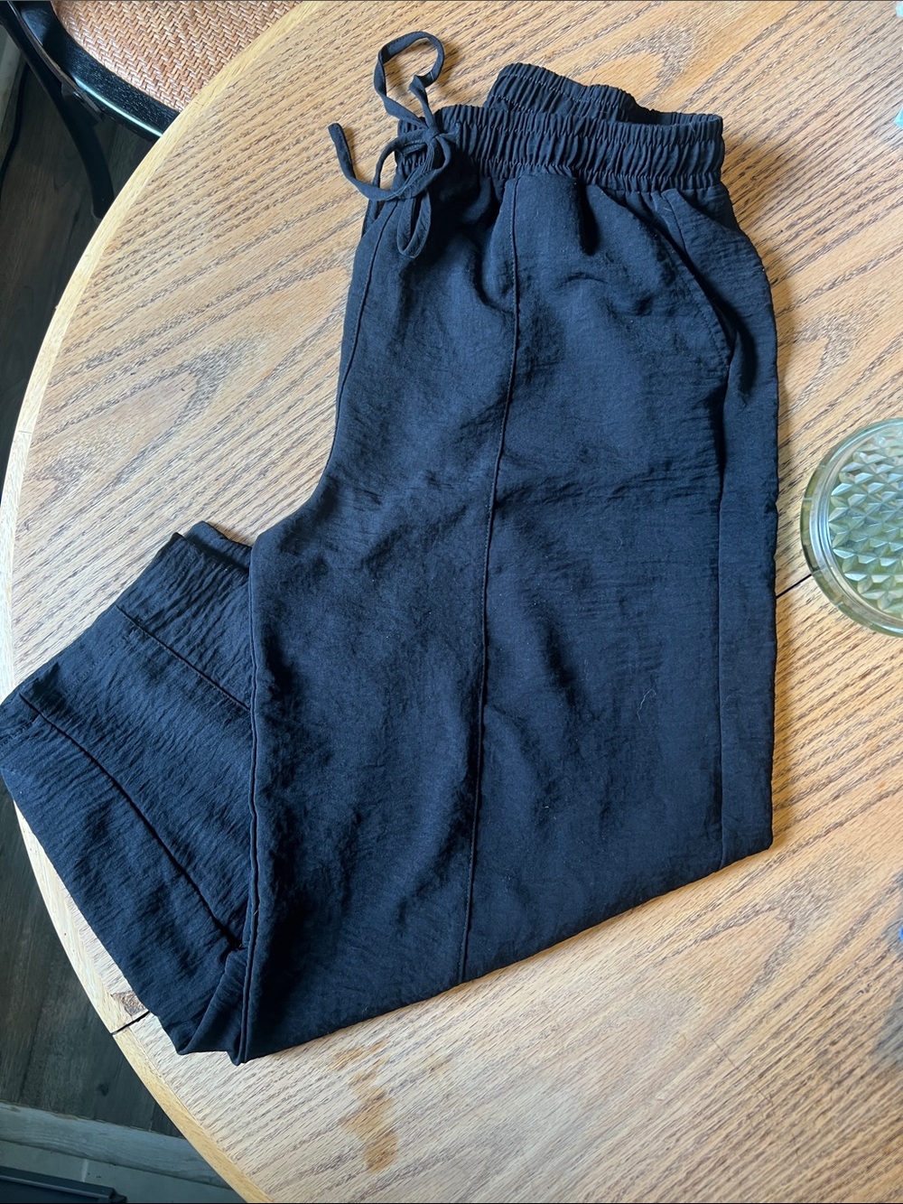 Women's Black Cropped Drawstring Barrel Pants